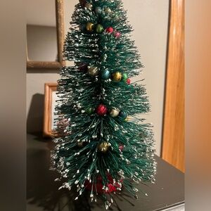 Vintage Green 10" BOTTLE BRUSH Christmas Tree Mercury Glass Garland Japan,